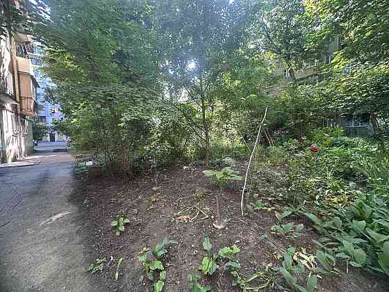 3к квартира на просп. Шевченко. 3 этаж. Все окна металопл. Под ремонт. Одеса