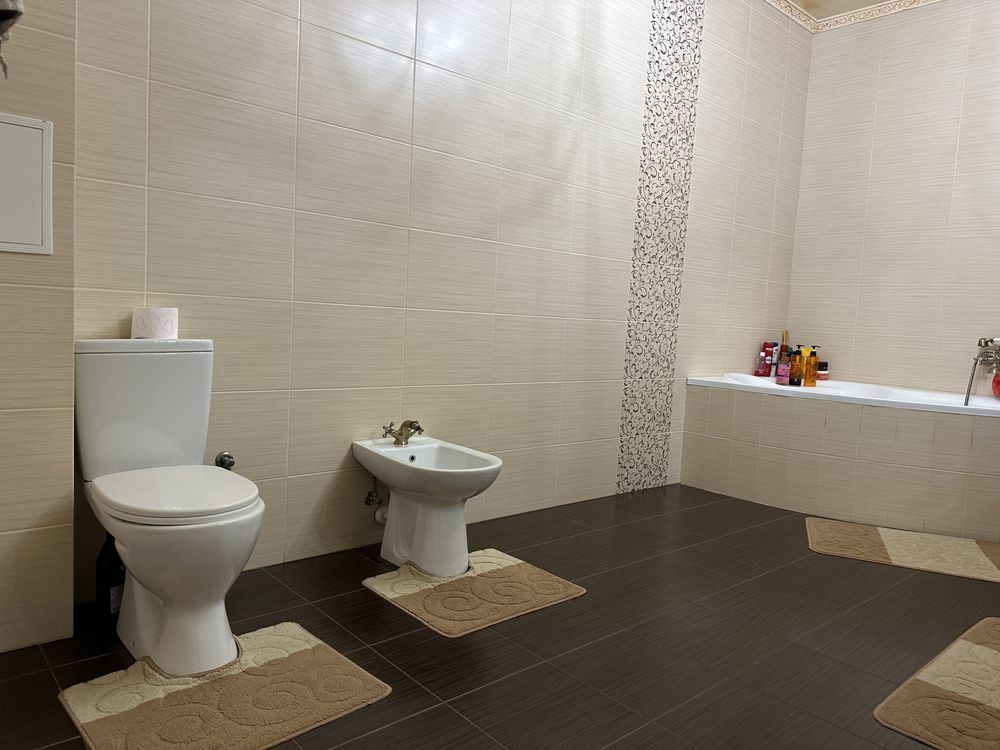 Продаж великої просторої 3-х кімнатної! Ужгород - изображение 7