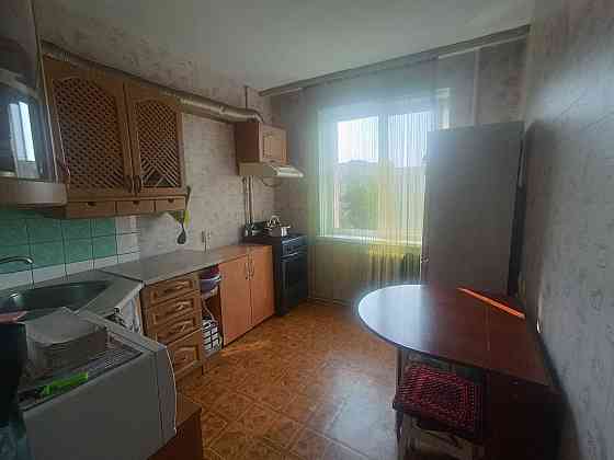 Продам повноцінну 1к кв-ру в цегляному будинку в центрі міста Бровары