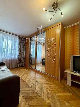 Продаж квартири, вул. Котельникова 80, метро Житомирська Київ