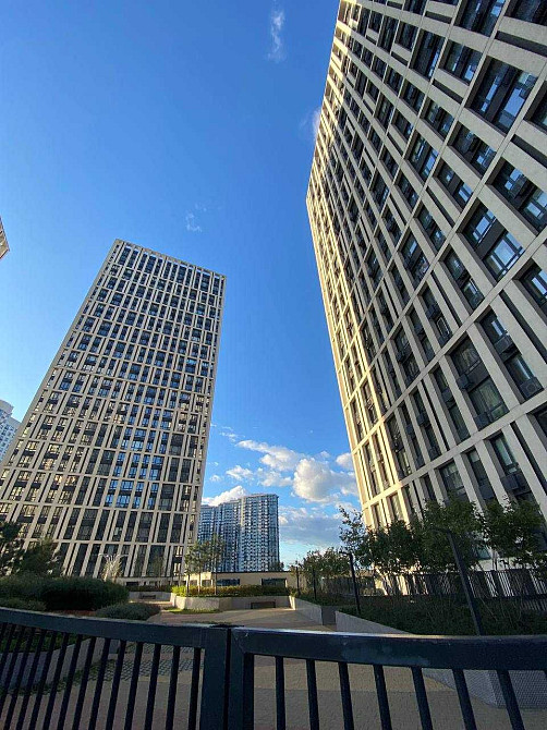 Видова 2к квартира 75м2 в Жк Славутич метро Славутич 1хв Позняки Київ - зображення 1