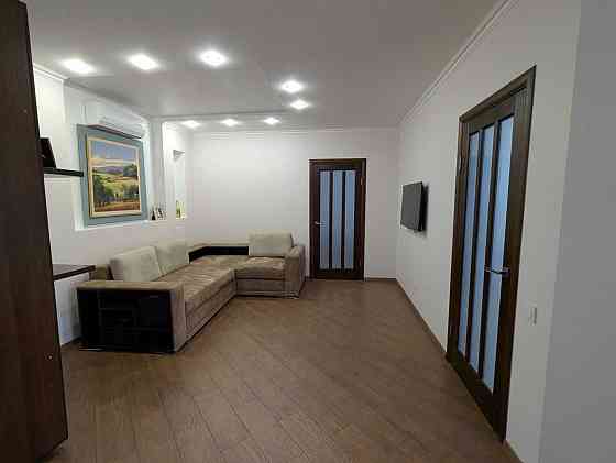 Курортний вайб Квартира з двома окремими спальнями біля пляжів Черкас Черкассы