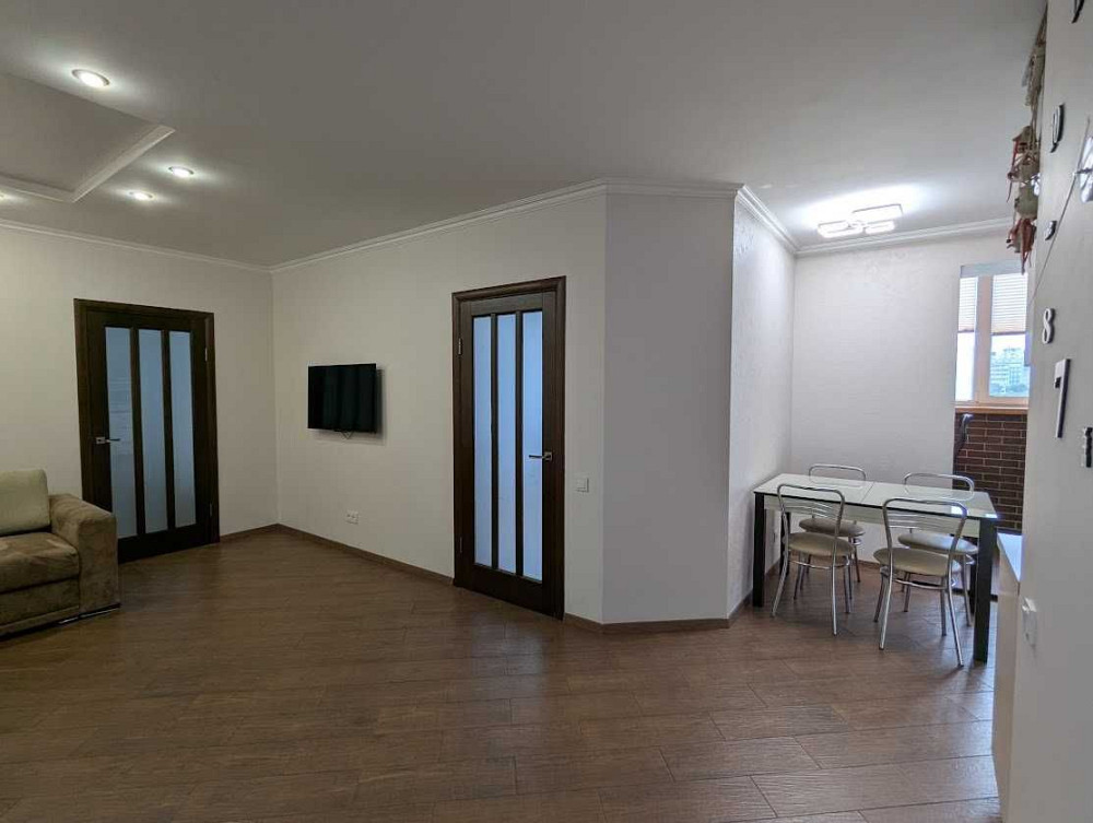 Курортний вайб Квартира з двома окремими спальнями біля пляжів Черкас Черкассы - изображение 3