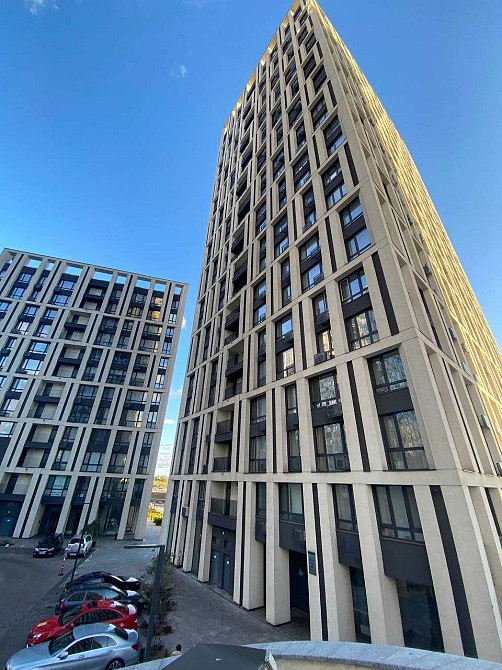 2к квартира 75м2 в Жк Славутич метро Славутич 1хв Позняки Осокорки Київ - зображення 1