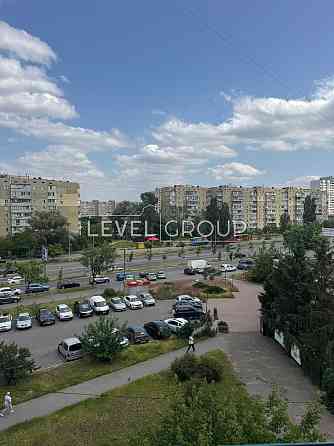 Продаж 1 кім Дарницький, вул.Ревуцького 24/4, м. Харківська 10 хвилин Київ