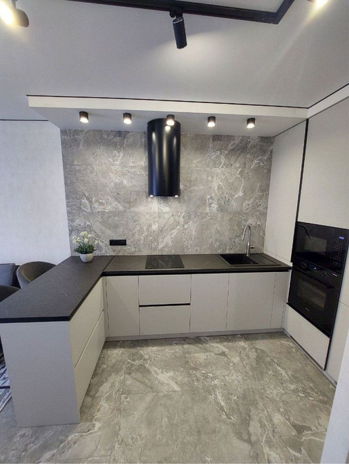 Продаж євро 2к квартири з якісним ремонтом в ЖК Центральний 2 Ирпень - изображение 1