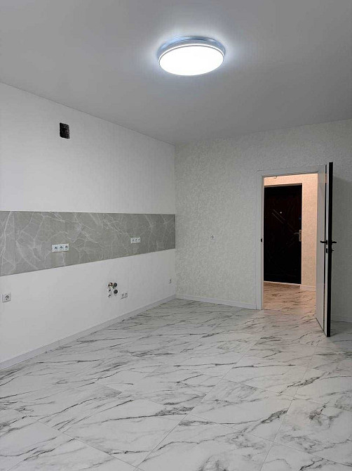 Продам 2 кімнатну квартиру на Озерній Хмельницький - зображення 2