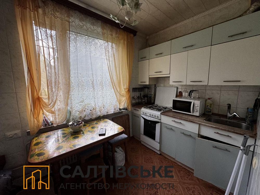 ТГ-0884 Продам 3к квартиру на Салтовке Салтовская 533 м/р Харьков - изображение 1