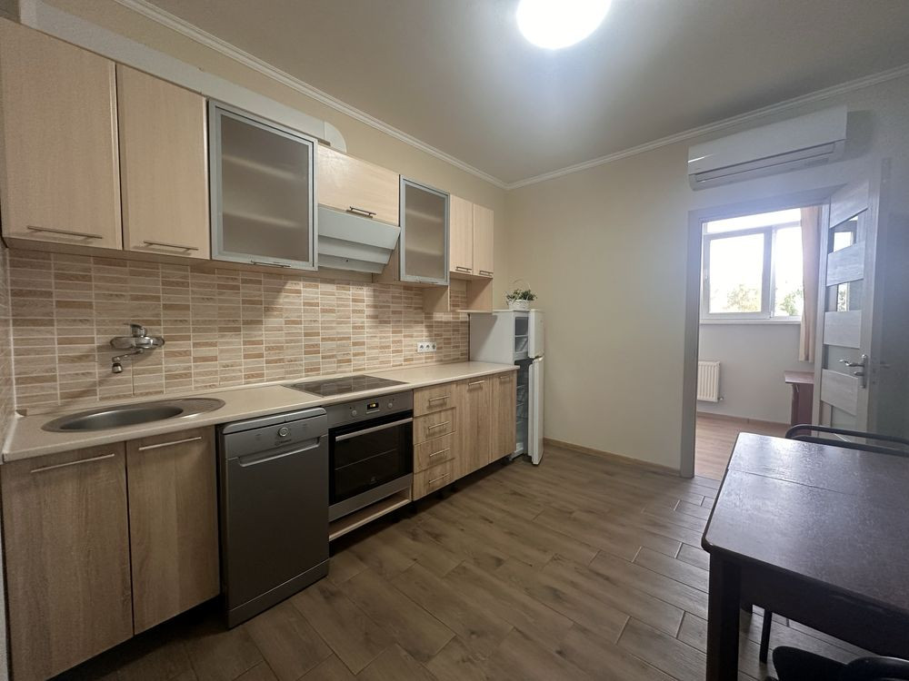 Евродвушка Ремонт 42 метра + кладовка ЖК Радужный Лиманка - изображение 1