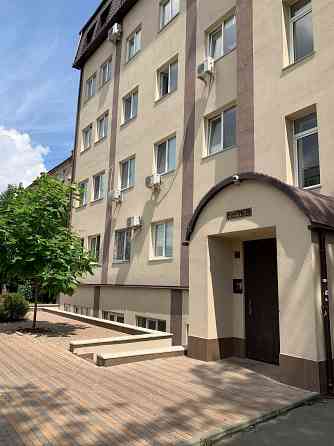 ХОЗЯИН квартира Пер. Червиновский 5А, Оболонь (Приорка), Киев
88 000 $ Київ