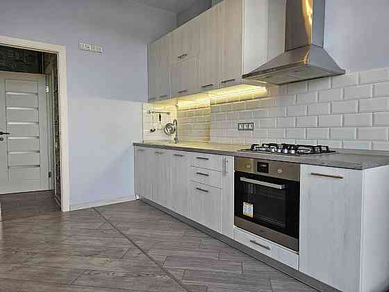 Стильная квартира у моря в клубном доме |45 метров с большой кухней Odesa