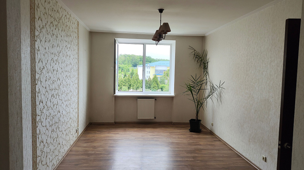 продам 1 кiм, кв Вишгород, Грушевського 9, 50,7 кв.м, 8/10 цегла Вишгород - зображення 2