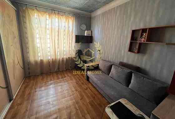 продаю 3 к квартиру вул Кирилівська Київ