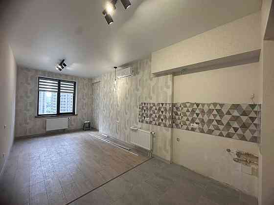 Студия с новым ремонтом в ЖК Родос. Планировка с гардеробной. Одеса