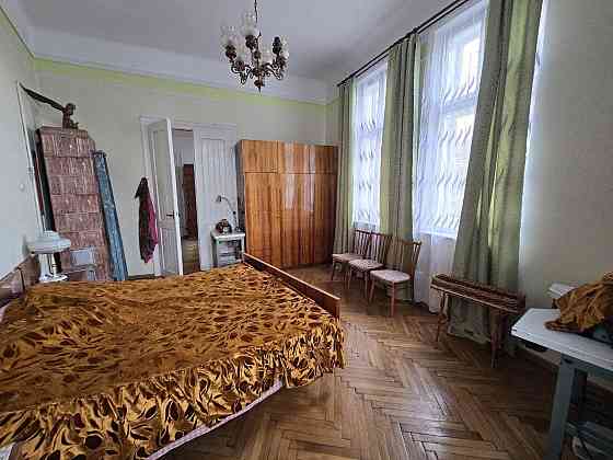 Продається 2-х кімнатна квартира Самбор