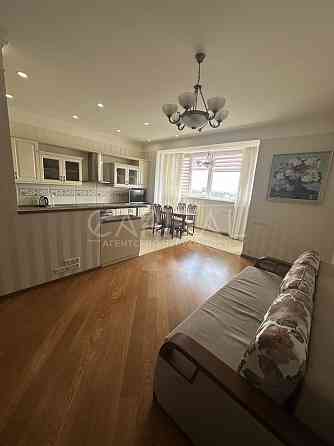 Продажа квартира 3 комнаты 105 м2 панорама на печерске Щорса 44а Центр Київ