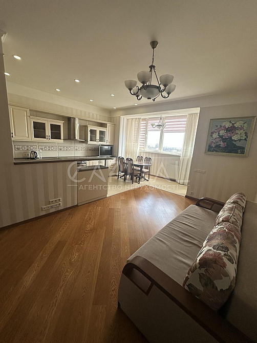 Продажа квартира 3 комнаты 105 м2 панорама на печерске Щорса 44а Центр Київ - зображення 1