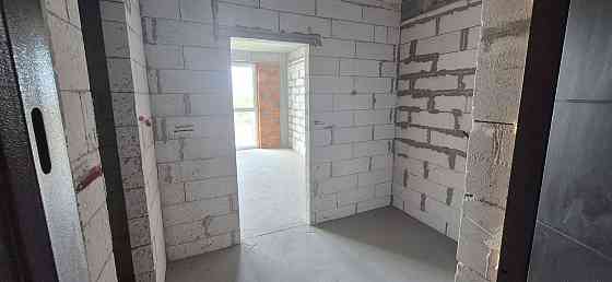 1 кімнатна по низу ринка виїзд на Київ Гостомель