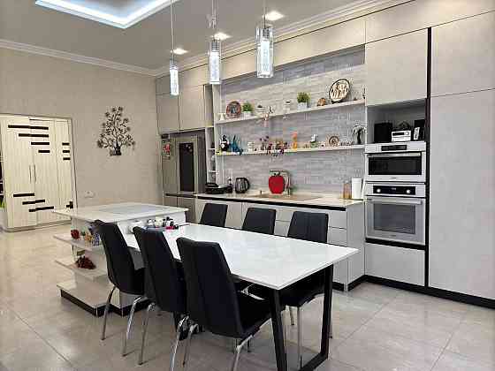 Продам 2-х комнатную квартиру с ремонтом в новом ЖК у моря Odesa