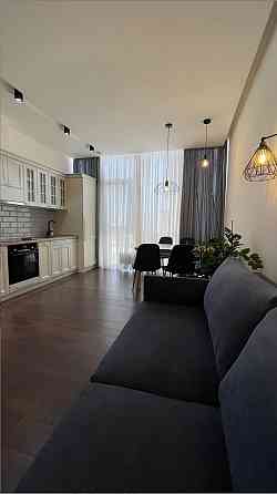 ЖК 18 Жемчужина,2 комнаты, центр города,73 метра. Odesa