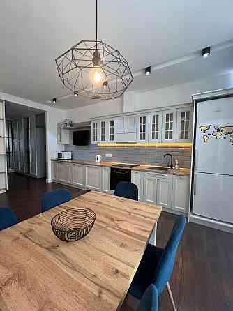 ЖК 18 Жемчужина,2 комнаты, центр города,73 метра. Odesa