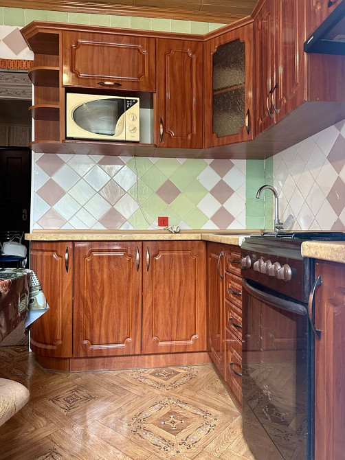 2-х  « ост 8 горбольница», 2/9 не угл, теплая, Мебель Кривой Рог - изображение 2