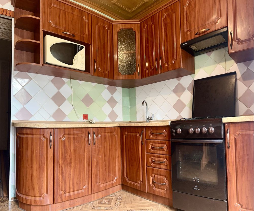 2-х  « ост 8 горбольница», 2/9 не угл, теплая, Мебель Кривой Рог - изображение 1