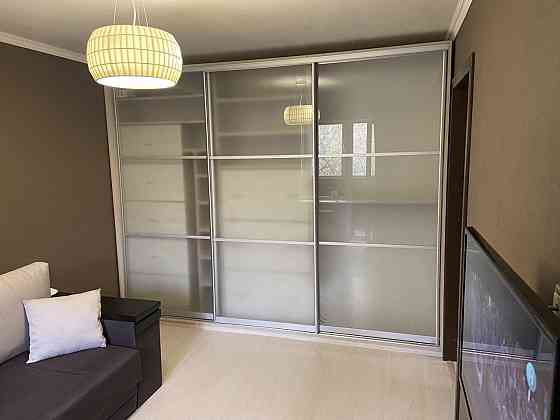 Продається однокімнатна квартира біля Лавіни,  метро  Академмістечко Київ