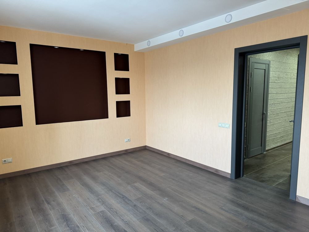 Продам свою 2 к квартиру на Срібнокільській 2А Київ - зображення 3