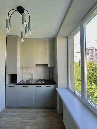 Продам 2х комнатную сталинку в центре города Харьков