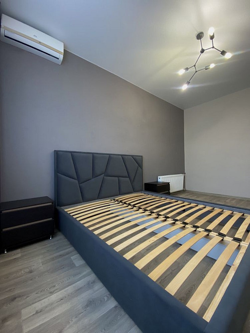 Продам 2х комнатную сталинку в центре города Харків - зображення 3