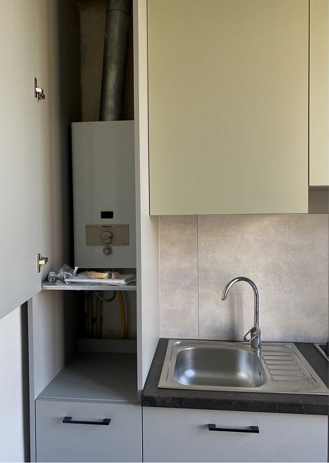 Продам 2х комнатную сталинку в центре города Харків - зображення 7