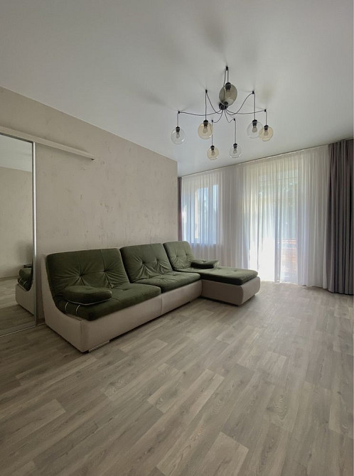 Продам 2х комнатную сталинку в центре города Харків - зображення 2