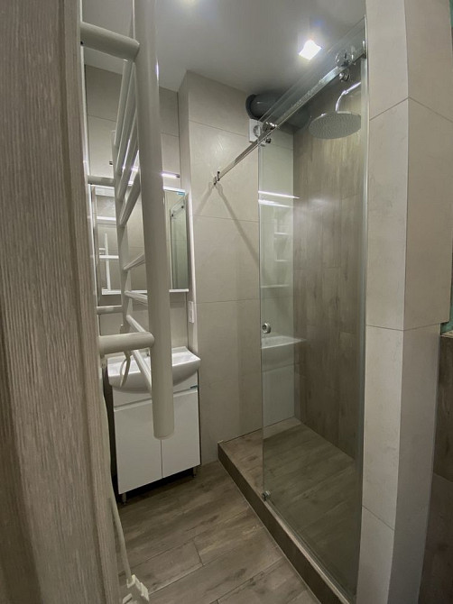 Продам 2х комнатную сталинку в центре города Харків - зображення 8