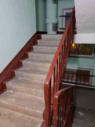 Продам 1 комнатная квартира Залютино. Двухбалконка. Харьков