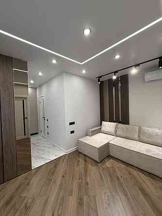 Двухкомнатная квартира в Кадоре на Краснова Odesa