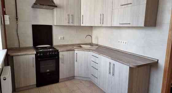 Продаж 1 кквартири з ремонтом і меблями в центрі м.Вишневе Вишневое