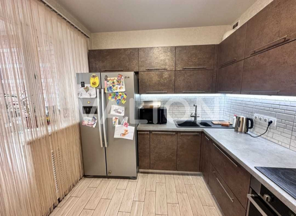 Продам 2кім.квартиру,72кв.м., ЖК Городок Боголюбова,25 єВідновлення Софиевская Борщаговка - изображение 1