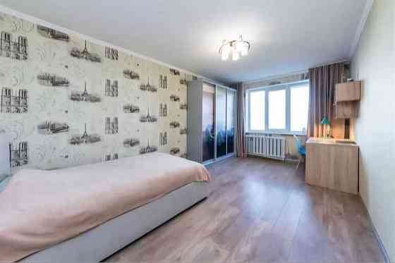 М. Лівобережна, 3-х.кімнатна  квартира з гарним євроремонтом Київ