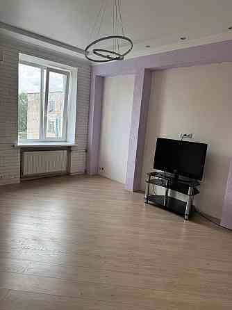 Продам 2-х комнатную квартиру в м.Конотоп з євроремонтом Конотоп