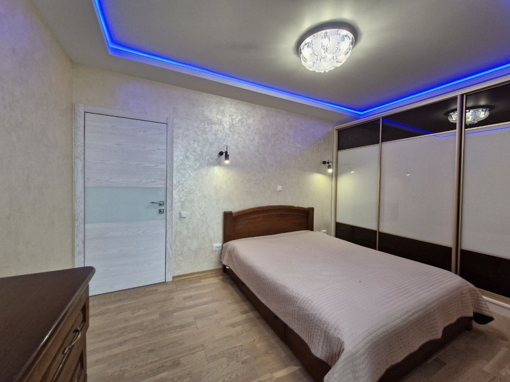 Продаж 3 кімнатної квартири на вул. Д.Іващенка Луцк - изображение 3