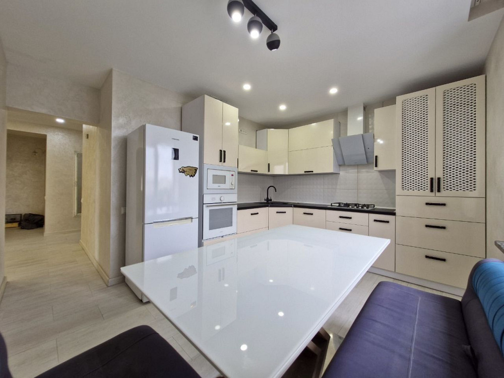 Продаж 3 кімнатної квартири на вул. Д.Іващенка Луцк - изображение 2