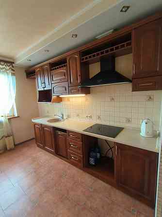 Продам свою 3-к кв. в доме бизнес класс,  Х. Гора, ул. Подлесная Харьков