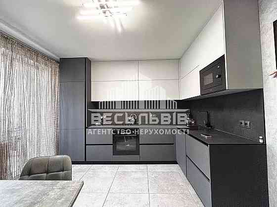 Продаж 2-кімнатна новобуд з ремонтом та меблями вул. Княгині Ольги Львов