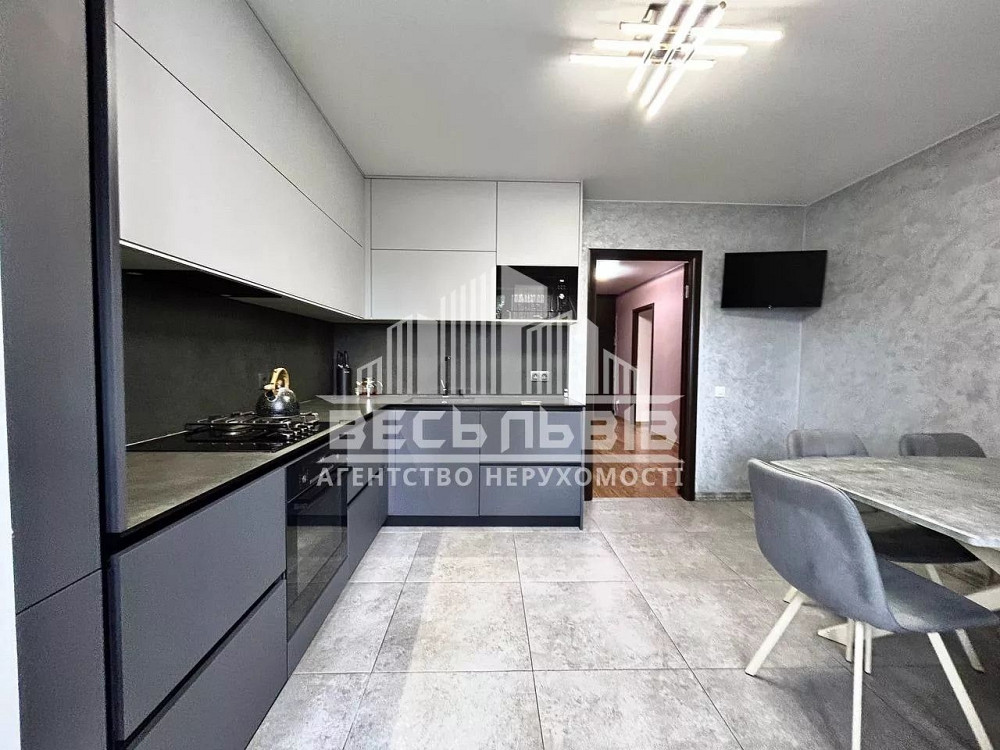 Продаж 2-кімнатна новобуд з ремонтом та меблями вул. Княгині Ольги Львів - зображення 3