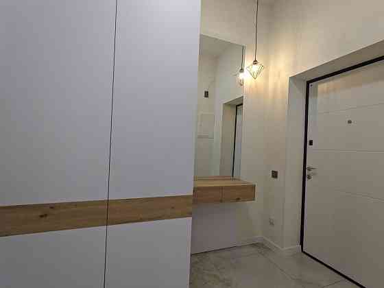 Студія з якісним ремонтом та технікою Ворзель