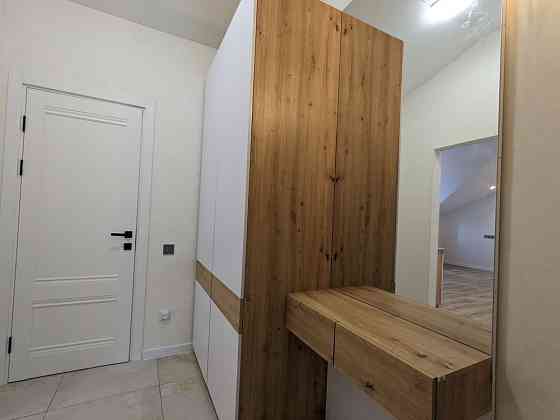 Студія з якісним ремонтом та технікою Ворзель