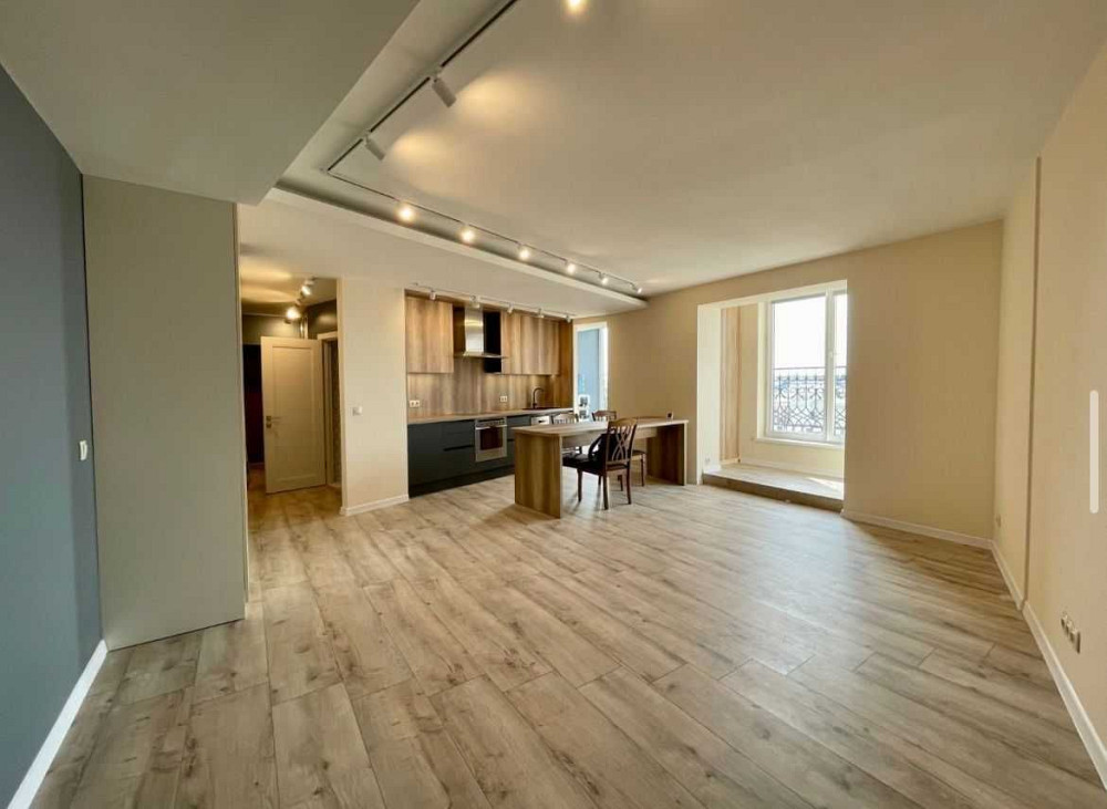 Просторная 3-комнатная квартира в центре Киева — ул. Шелковичная, 20 Київ - зображення 2