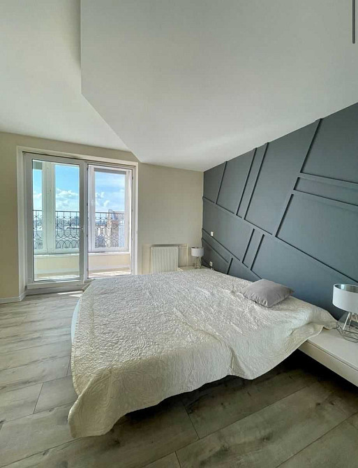 Просторная 3-комнатная квартира в центре Киева — ул. Шелковичная, 20 Київ - зображення 8