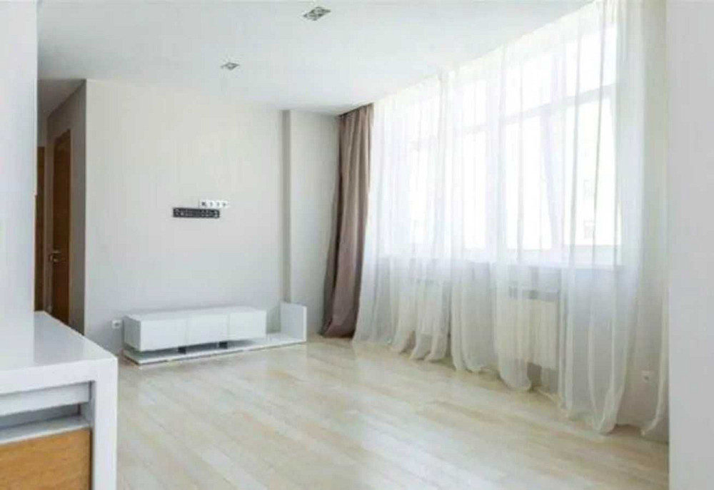 Продаж 3-х.кімнатна Євроремонт  ЖК Паркові озера Дарниця Київ - зображення 3